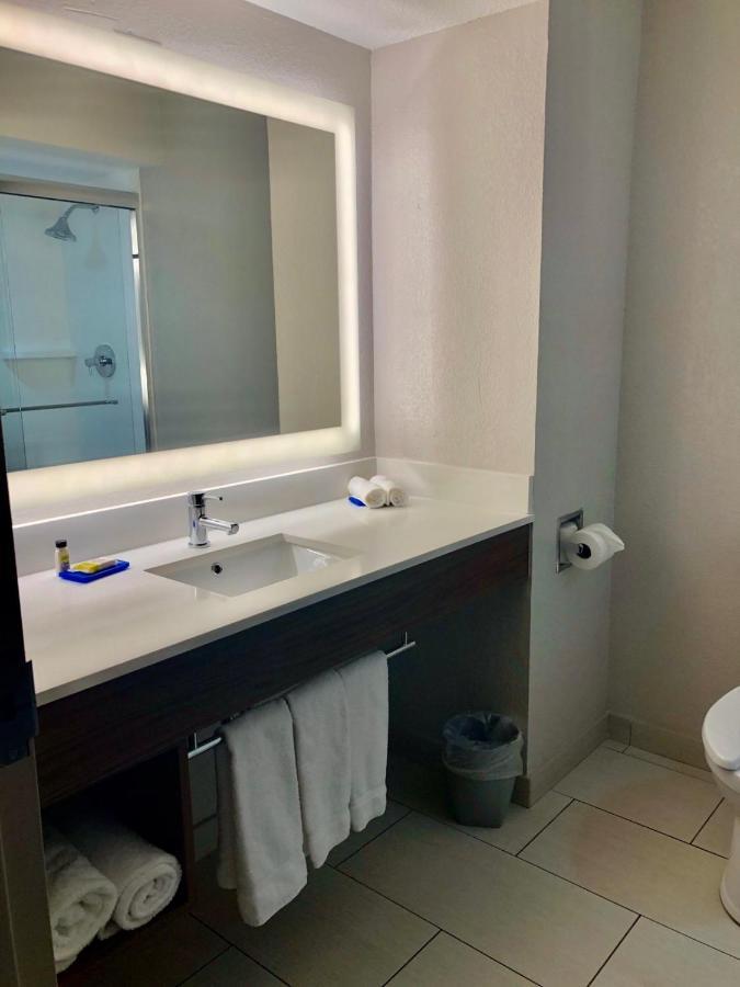 Holiday Inn Express Hotel & Suites Clewiston By Ihg Eksteriør billede